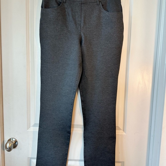 Quince Charcoal Grey PullOn Ponte Elastic Waistband Straight Leg Trouser Pants. - Picture 6 of 8
